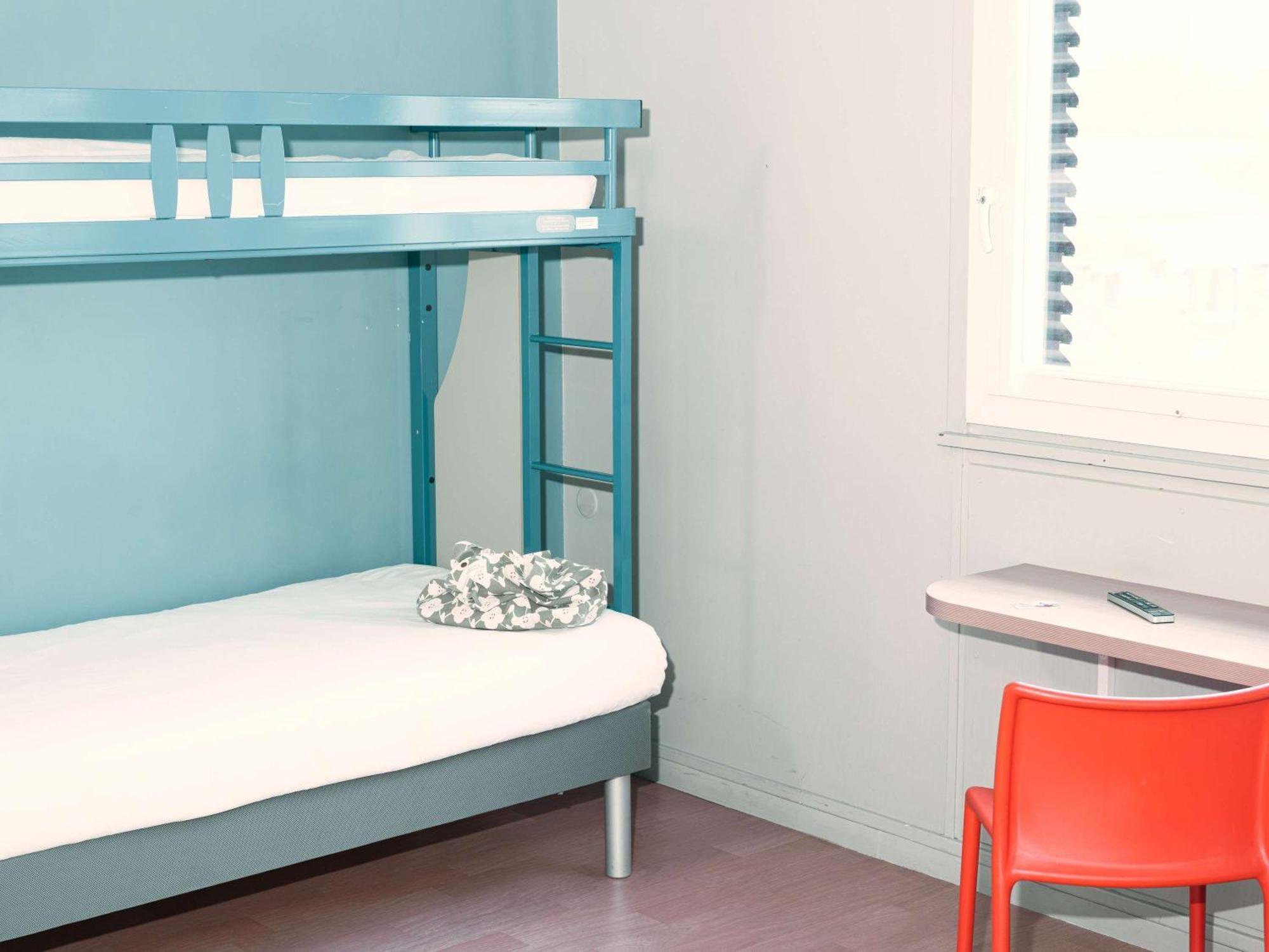 Ibis Budget Thonon Les Bains Экстерьер фото