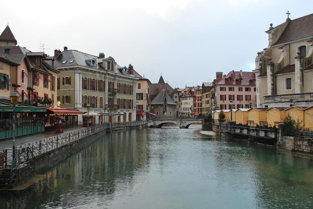 Ibis Budget Thonon Les Bains Экстерьер фото